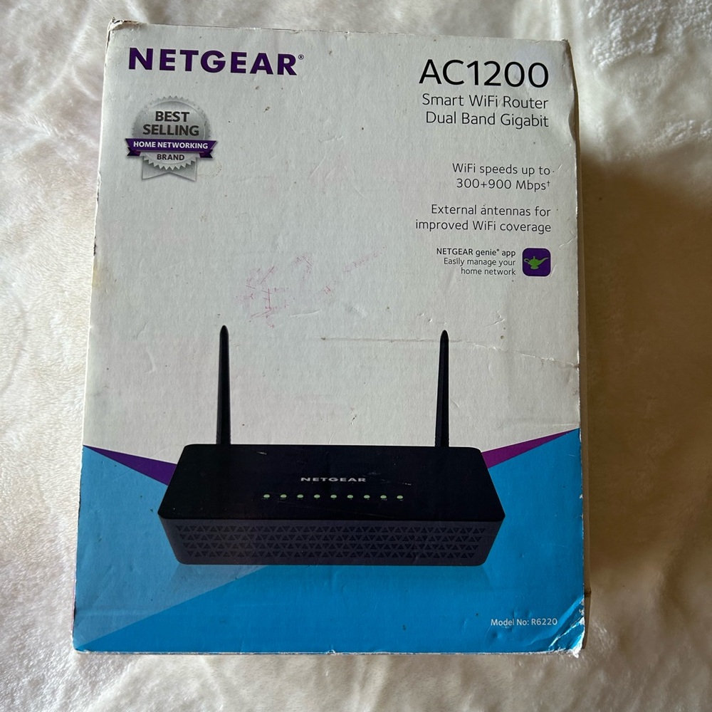 Netgear - Wireless Dual Band Gigabit
Wi-Fi Router AC1200